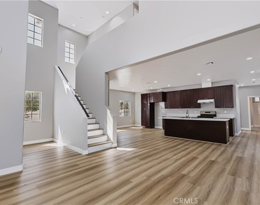 1420 S Euclid Ave - Photo Thumbnail 17