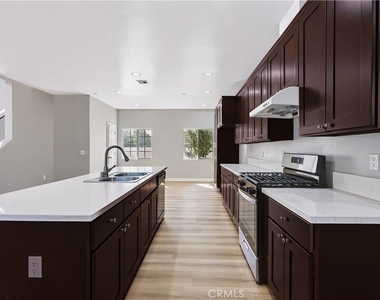 1420 S Euclid Ave - Photo Thumbnail 20