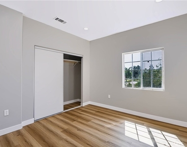 1420 S Euclid Ave - Photo Thumbnail 34