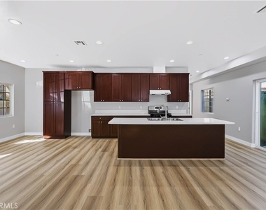1420 S Euclid Ave - Photo Thumbnail 19