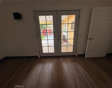 967 W 13th - Photo Thumbnail 15