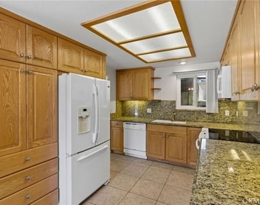 890 B Ronda Sevilla - Photo Thumbnail 7