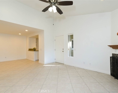 23472 Cambridge Road - Photo Thumbnail 6