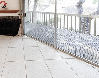 23472 Cambridge Road - Photo Thumbnail 8