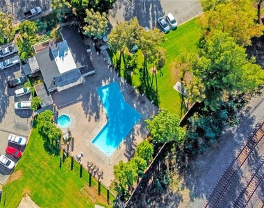 23472 Cambridge Road - Photo Thumbnail 28
