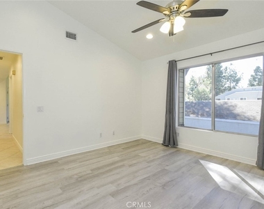 23472 Cambridge Road - Photo Thumbnail 16