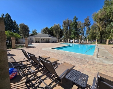 23472 Cambridge Road - Photo Thumbnail 29