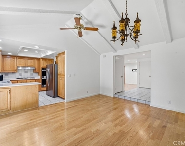 17617 Fremont St - Photo Thumbnail 9