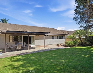 17617 Fremont St - Photo Thumbnail 26