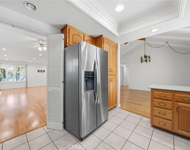 17617 Fremont St - Photo Thumbnail 12