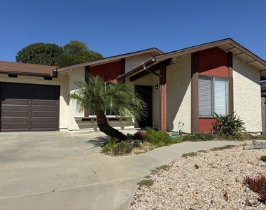 4558 Golden Ridge Drive - Photo Thumbnail 19