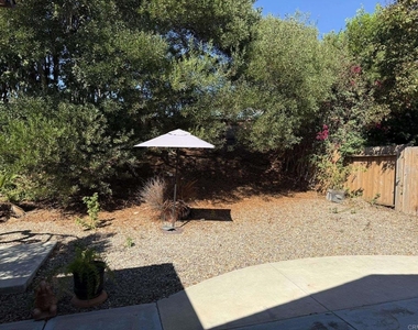 4558 Golden Ridge Drive - Photo Thumbnail 18