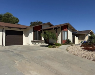 4558 Golden Ridge Drive - Photo Thumbnail 2
