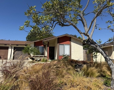 4558 Golden Ridge Drive - Photo Thumbnail 1
