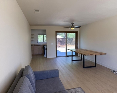 4558 Golden Ridge Drive - Photo Thumbnail 4