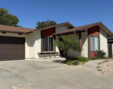 4558 Golden Ridge Drive - Photo Thumbnail 3