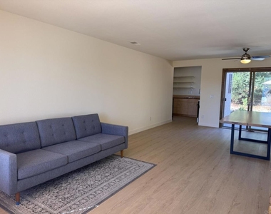 4558 Golden Ridge Drive - Photo Thumbnail 5