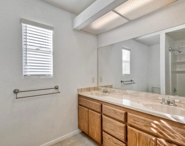 1316 Hampton Road - Photo Thumbnail 20
