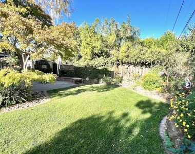 1586 Edmond Court - Photo Thumbnail 20