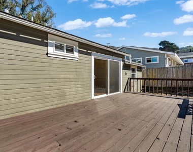 536 Canyon Drive - Photo Thumbnail 11