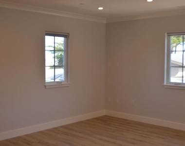 191 Carmel Avenue - Photo Thumbnail 11