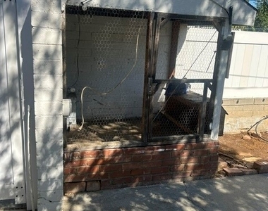 5056 Woodman Avenue - Photo Thumbnail 39
