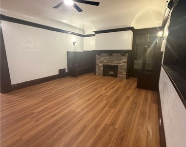 2336 W 23rd - Photo Thumbnail 8
