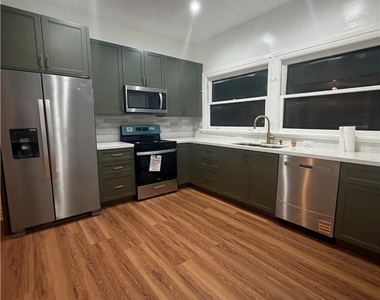 2336 W 23rd - Photo Thumbnail 4