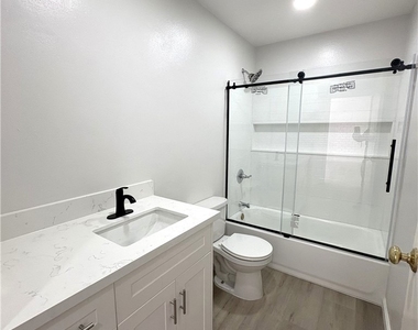 507 N Serrano Avenue - Photo Thumbnail 11