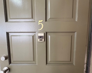 507 N Serrano Avenue - Photo Thumbnail 1