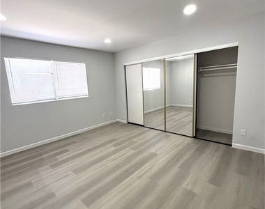 507 N Serrano Avenue - Photo Thumbnail 12