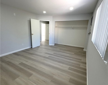 507 N Serrano Avenue - Photo Thumbnail 15