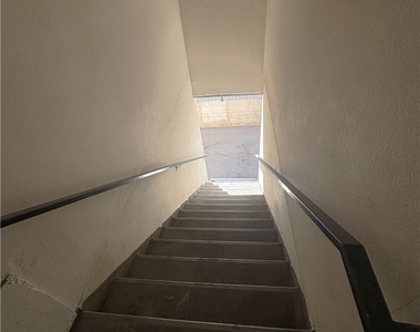 507 N Serrano Avenue - Photo Thumbnail 19