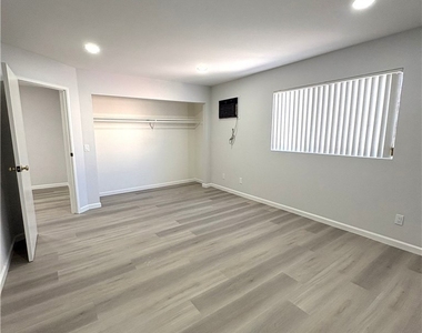 507 N Serrano Avenue - Photo Thumbnail 16