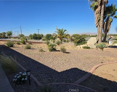 9168 Espada Avenue - Photo Thumbnail 2