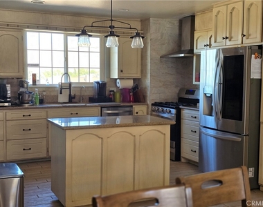 9168 Espada Avenue - Photo Thumbnail 17