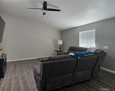 9168 Espada Avenue - Photo Thumbnail 13