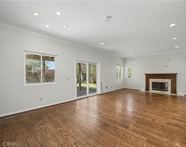 6107 Meadow Lark Drive - Photo Thumbnail 13