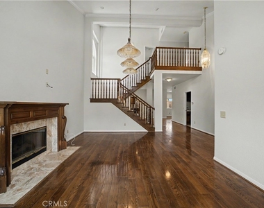 6107 Meadow Lark Drive - Photo Thumbnail 6