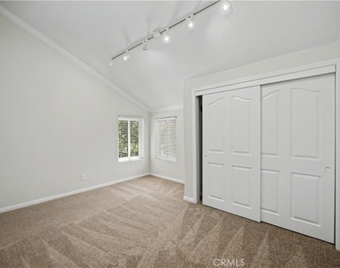 6107 Meadow Lark Drive - Photo Thumbnail 23