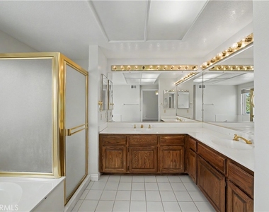 6107 Meadow Lark Drive - Photo Thumbnail 30