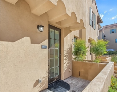 501 W Foothill Boulevard - Photo Thumbnail 28