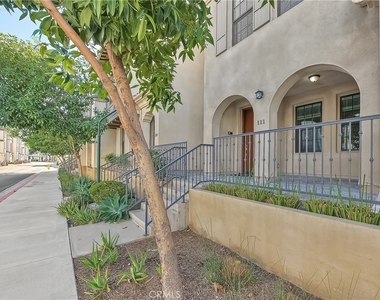 501 W Foothill Boulevard - Photo Thumbnail 29