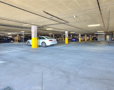 501 W Foothill Boulevard - Photo Thumbnail 35