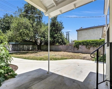 905 Arwin Street - Photo Thumbnail 12