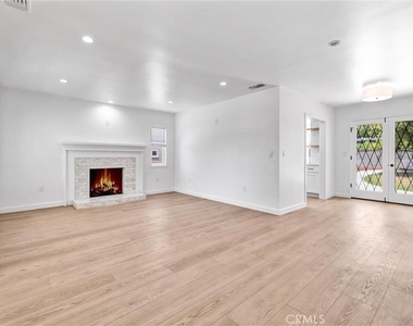 905 Arwin Street - Photo Thumbnail 5