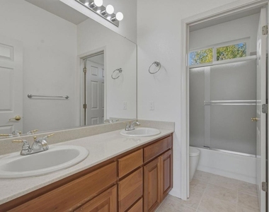 370 Dante Ct - Photo Thumbnail 24