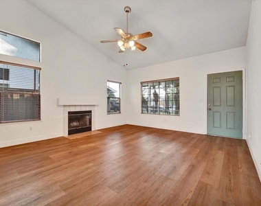 5055 Teixeira Way - Photo Thumbnail 2