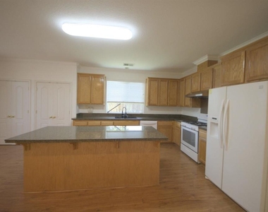 7 Diamondwood Ct - Photo Thumbnail 6