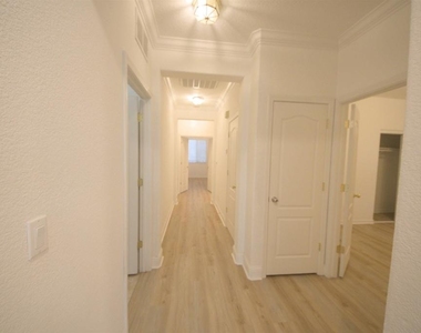 7 Diamondwood Ct - Photo Thumbnail 30
